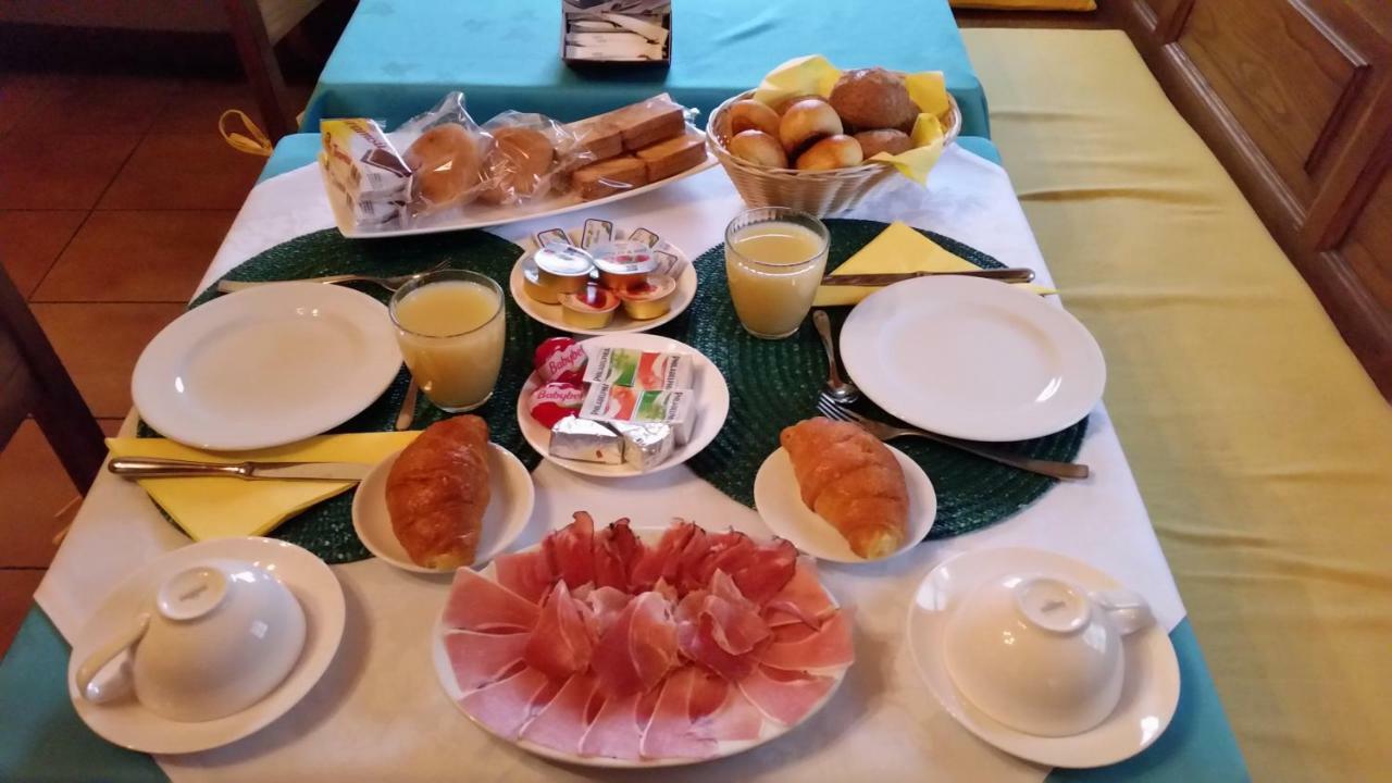 Hotel Soazza Екстериор снимка